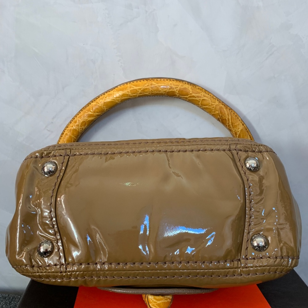 Prada Pattina Sottospalla Patent Leather Bag - Picture 7 of 10